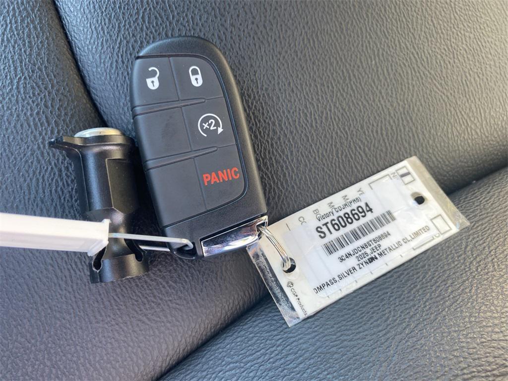 new 2025 Jeep Compass car, priced at $35,085