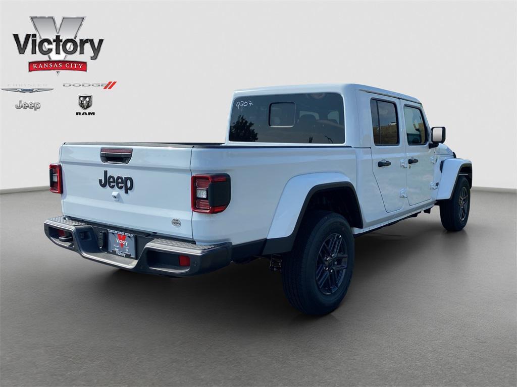 new 2025 Jeep Gladiator car, priced at $51,145