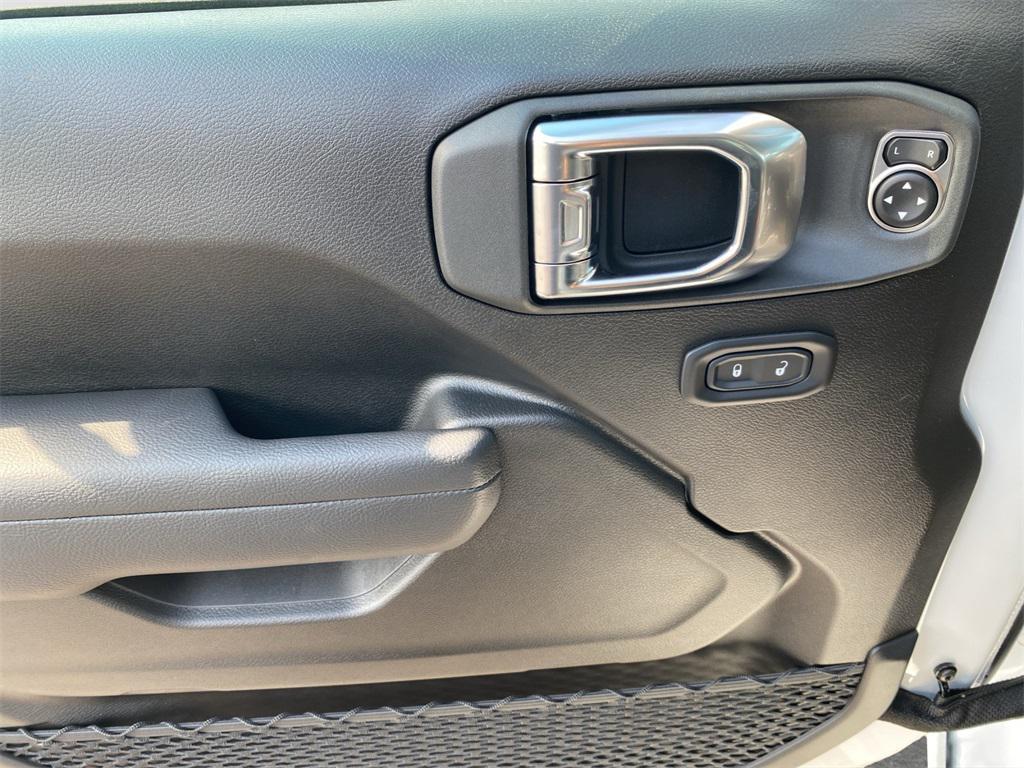 new 2025 Jeep Gladiator car, priced at $51,145