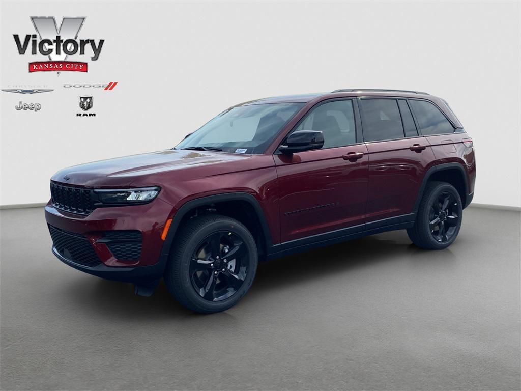 new 2025 Jeep Grand Cherokee car, priced at $49,370
