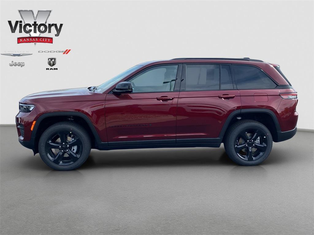 new 2025 Jeep Grand Cherokee car, priced at $49,370