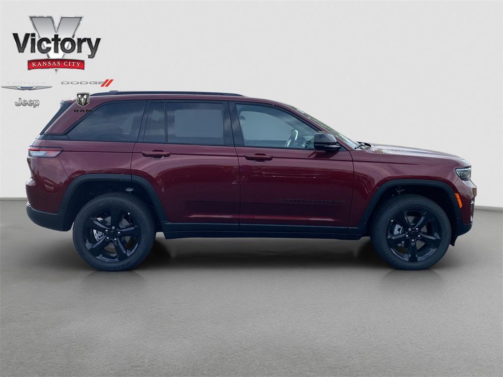 new 2025 Jeep Grand Cherokee car, priced at $49,370