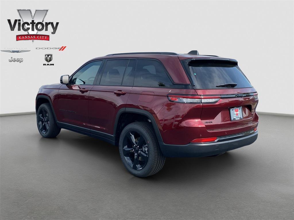 new 2025 Jeep Grand Cherokee car, priced at $49,370