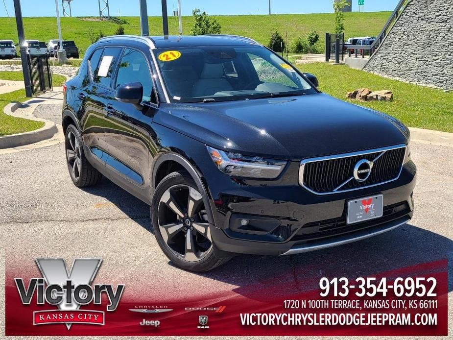 used 2022 Volvo XC40 car, priced at $25,787