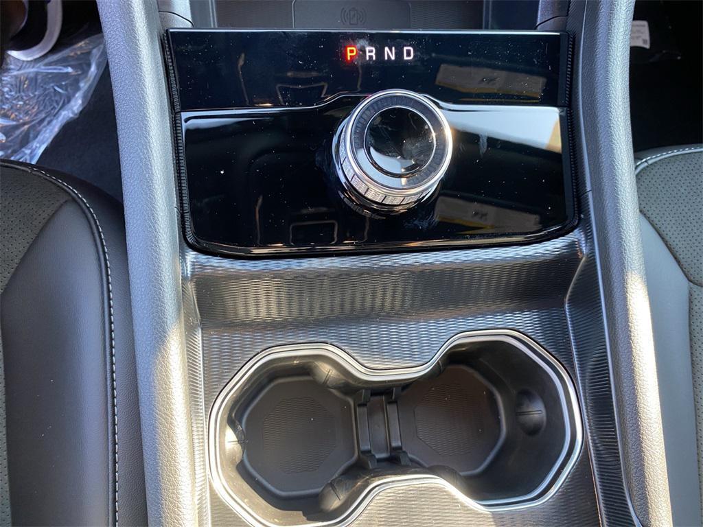 new 2025 Jeep Grand Cherokee car, priced at $49,370