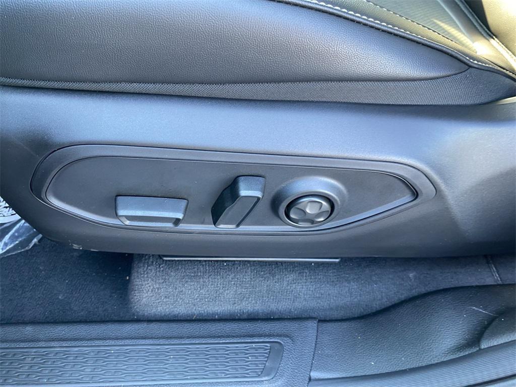 new 2025 Jeep Grand Cherokee car, priced at $49,370