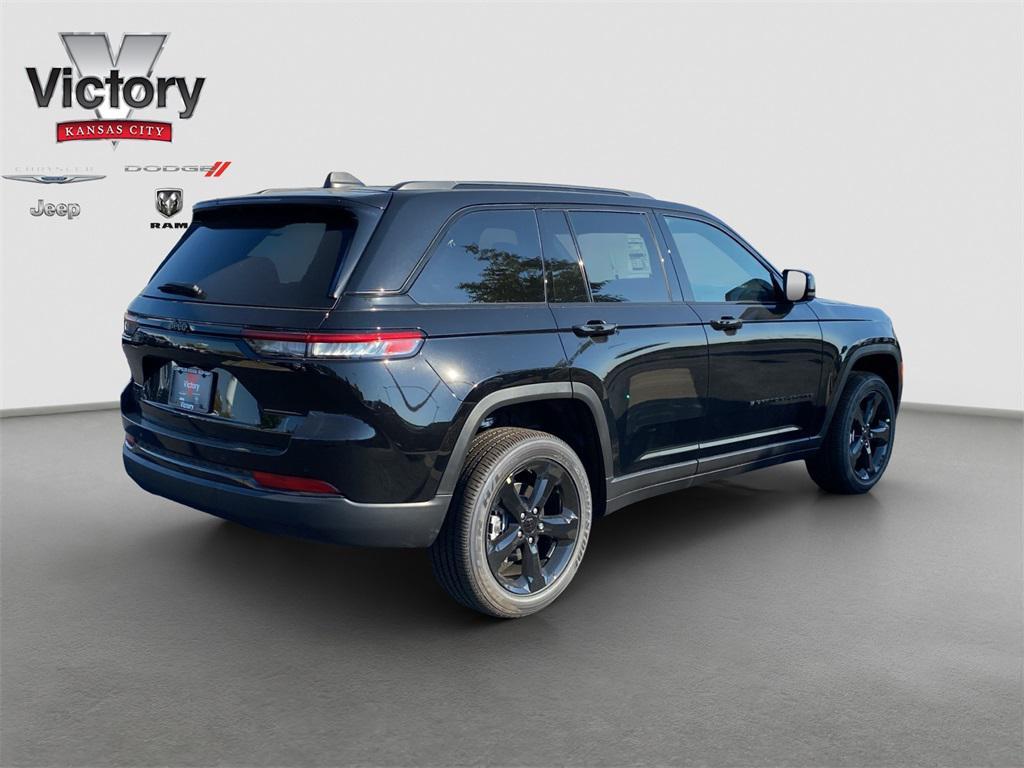 new 2025 Jeep Grand Cherokee car, priced at $49,370
