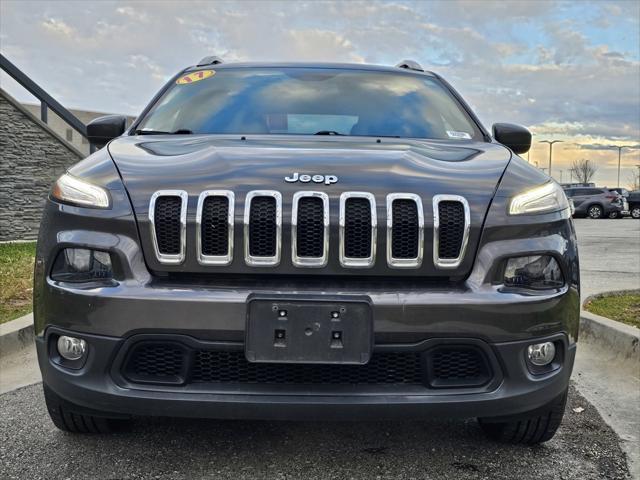 used 2017 Jeep Cherokee car, priced at $15,551