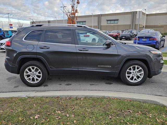 used 2017 Jeep Cherokee car, priced at $15,551