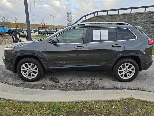 used 2017 Jeep Cherokee car, priced at $15,551