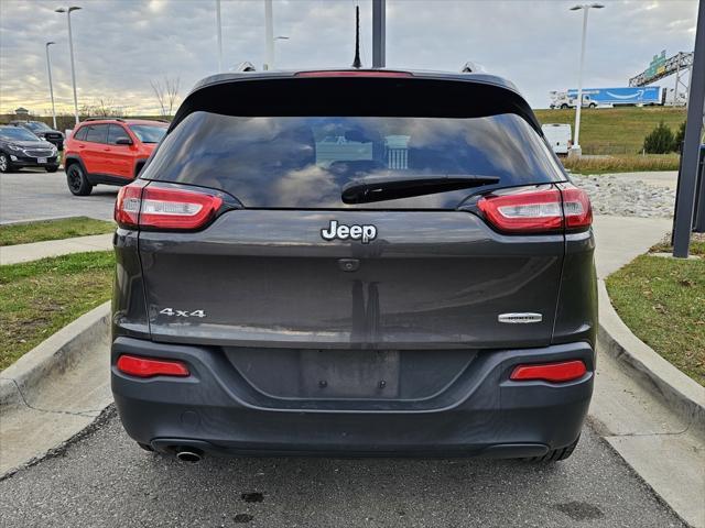 used 2017 Jeep Cherokee car, priced at $15,551