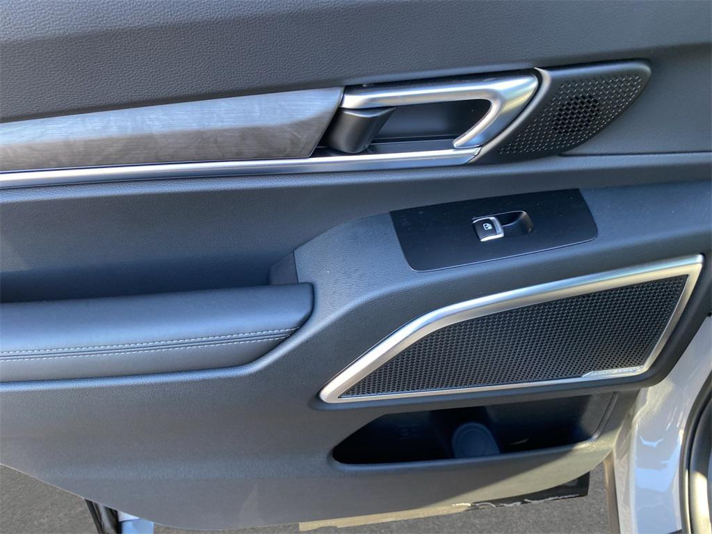 used 2024 Kia Telluride car, priced at $38,998