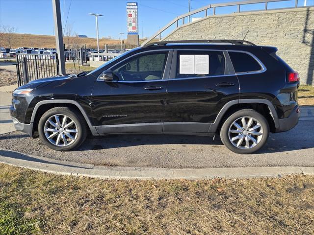 used 2018 Jeep Cherokee car, priced at $13,559