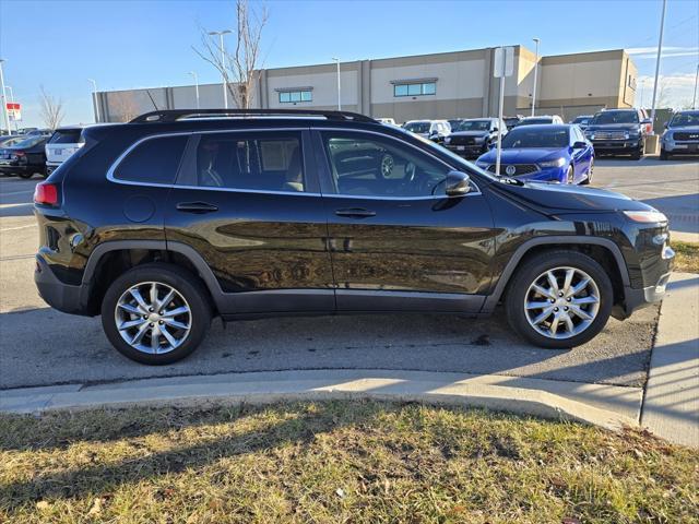 used 2018 Jeep Cherokee car, priced at $13,559