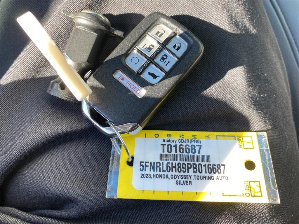 used 2023 Honda Odyssey car, priced at $35,641