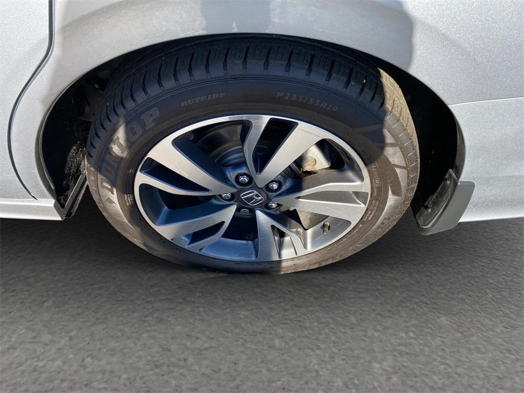 used 2023 Honda Odyssey car, priced at $35,641