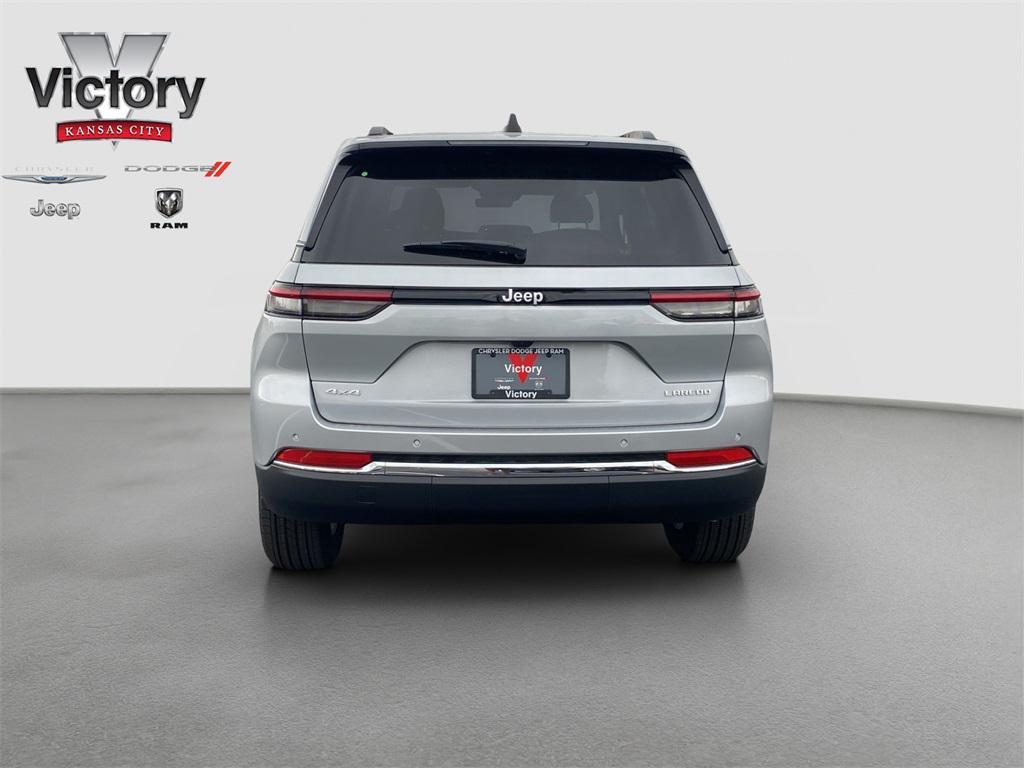 new 2025 Jeep Grand Cherokee car, priced at $42,375