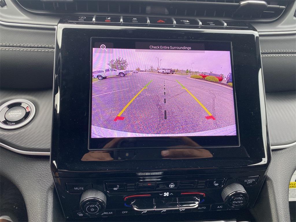 new 2025 Jeep Grand Cherokee car, priced at $48,870