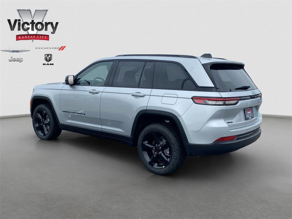 new 2025 Jeep Grand Cherokee car, priced at $48,870
