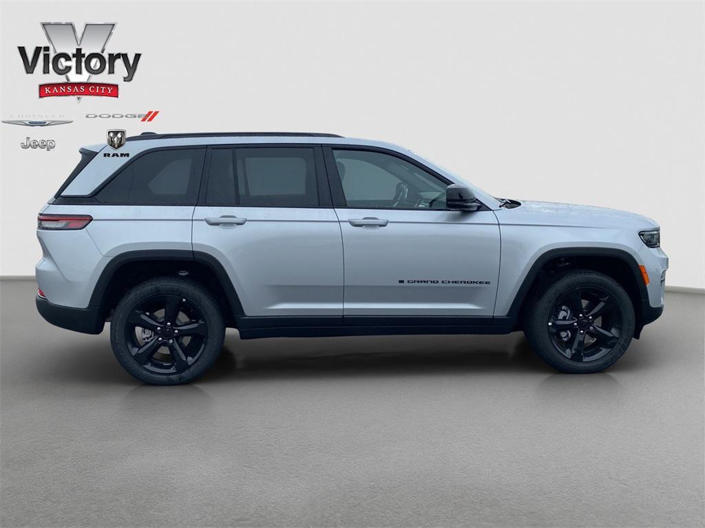 new 2025 Jeep Grand Cherokee car, priced at $48,870