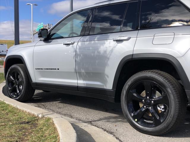 new 2025 Jeep Grand Cherokee car, priced at $52,535