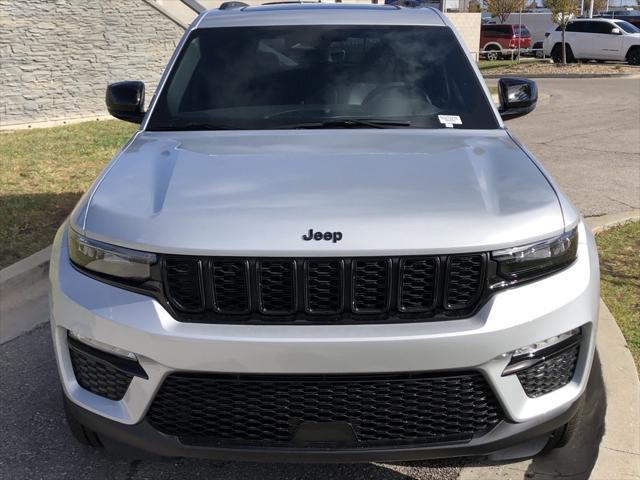 new 2025 Jeep Grand Cherokee car, priced at $52,535