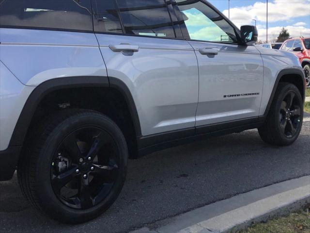 new 2025 Jeep Grand Cherokee car, priced at $52,535