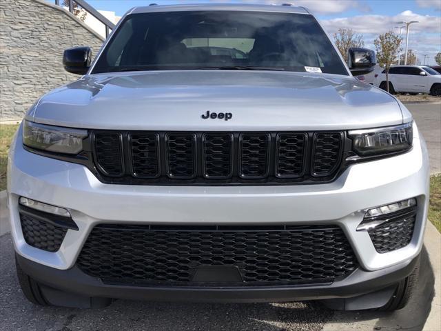 new 2025 Jeep Grand Cherokee car, priced at $52,535