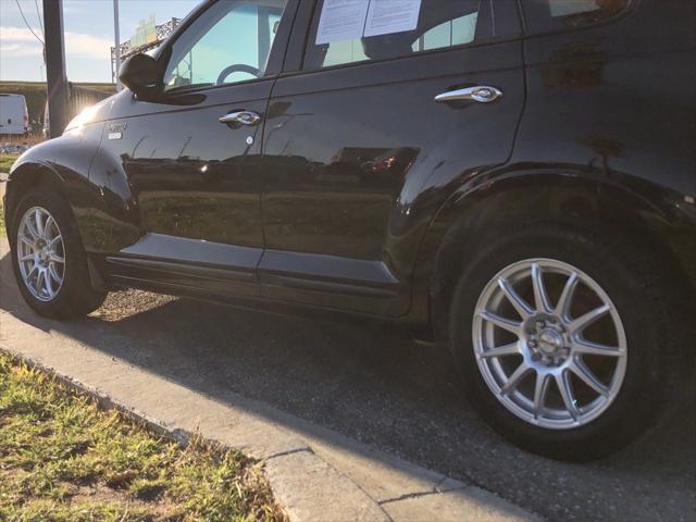 used 2007 Chrysler PT Cruiser car, priced at $3,959