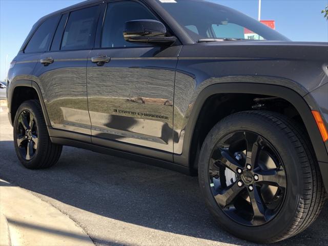 new 2025 Jeep Grand Cherokee car, priced at $52,535