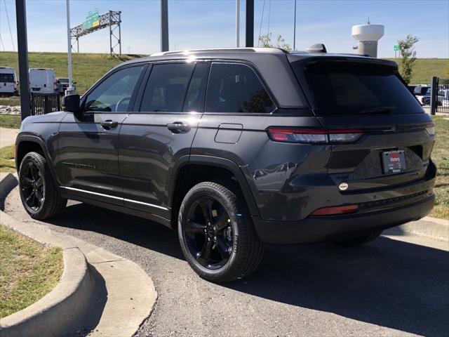 new 2025 Jeep Grand Cherokee car, priced at $52,535