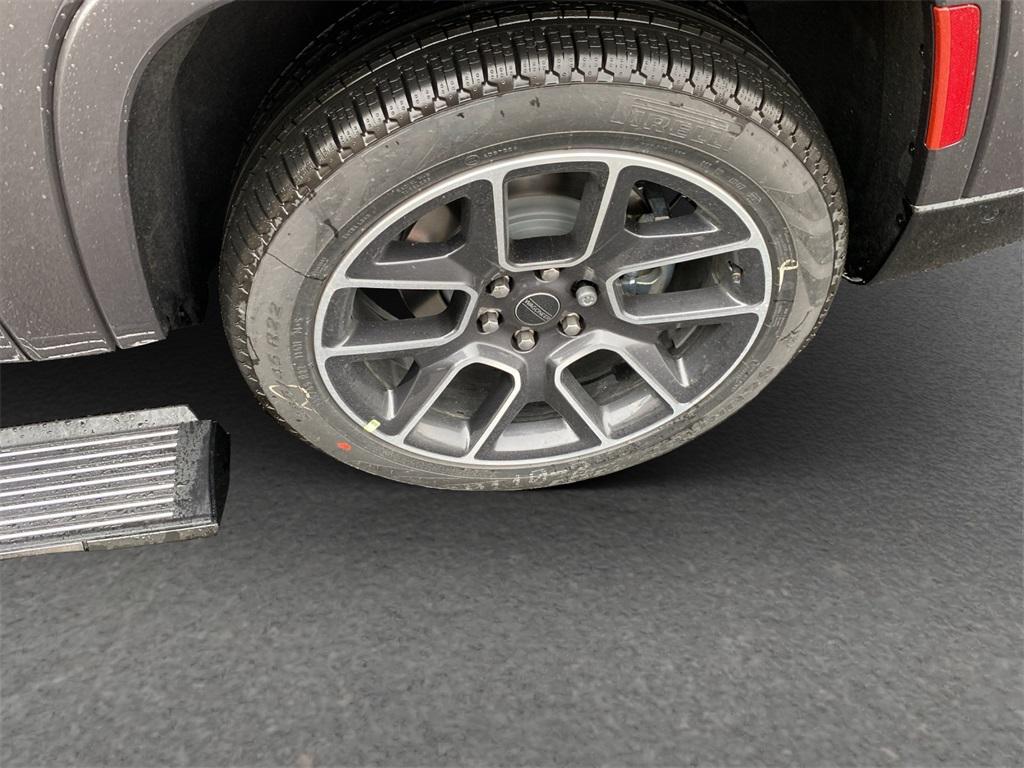 new 2025 Jeep Wagoneer L car, priced at $86,230