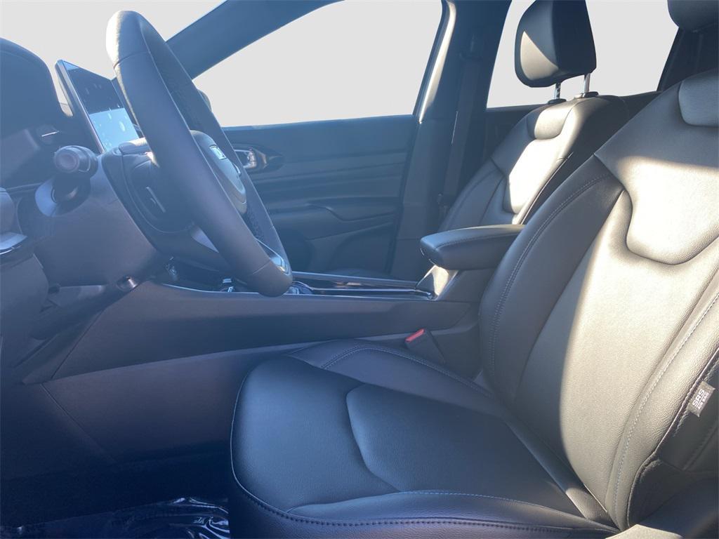 new 2025 Jeep Compass car, priced at $37,830