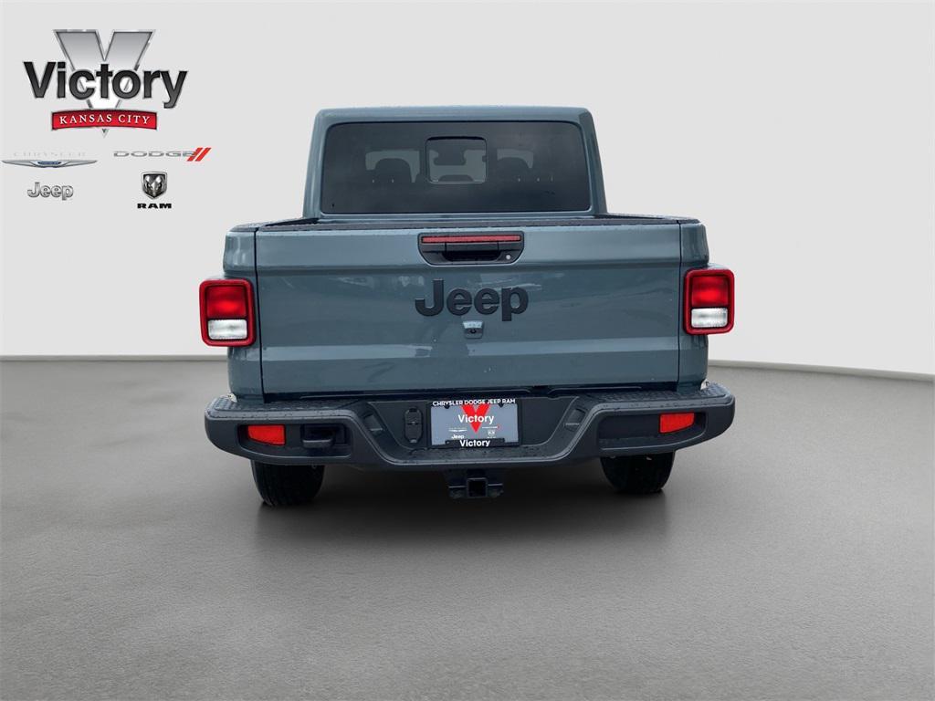 new 2025 Jeep Gladiator car, priced at $50,640