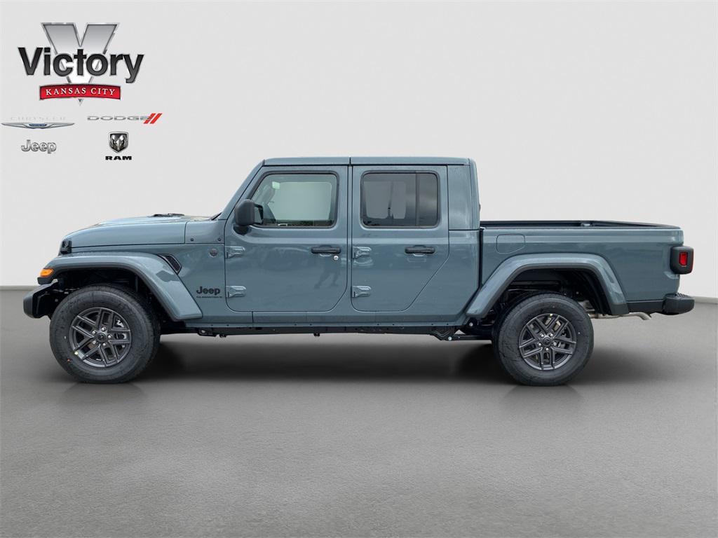 new 2025 Jeep Gladiator car, priced at $50,640
