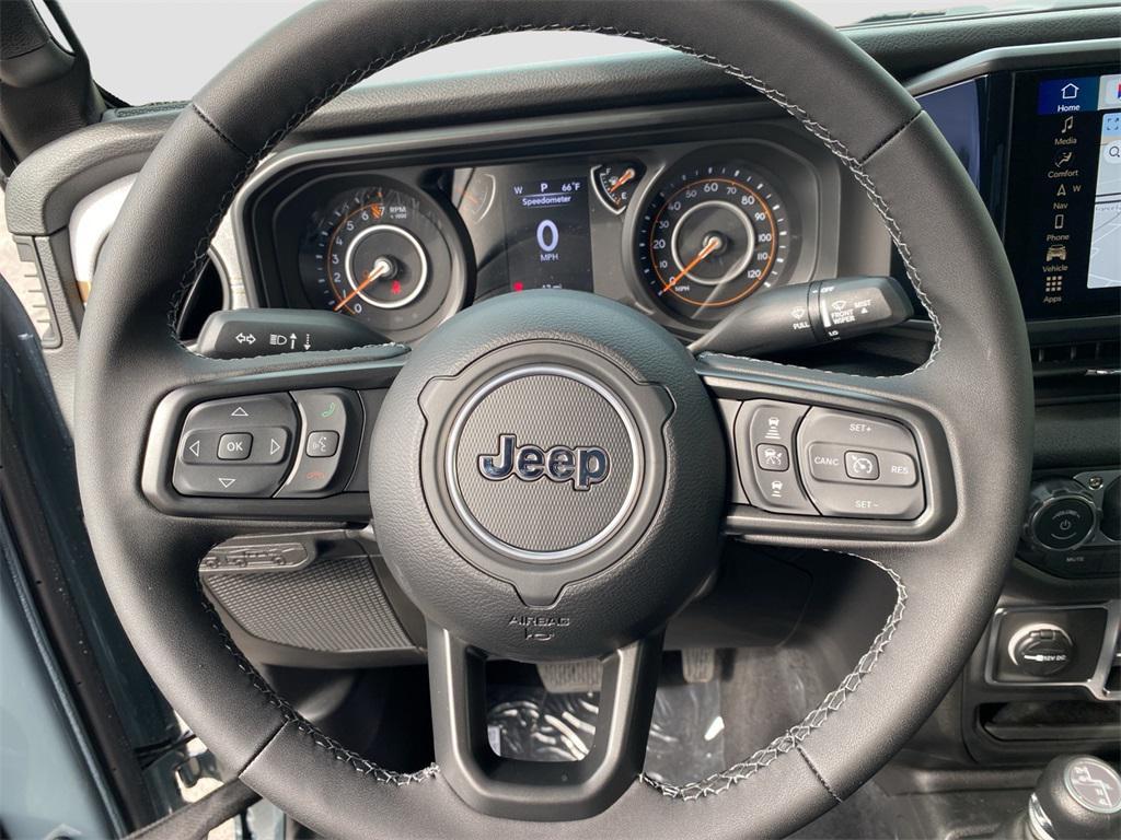 new 2025 Jeep Gladiator car, priced at $50,640