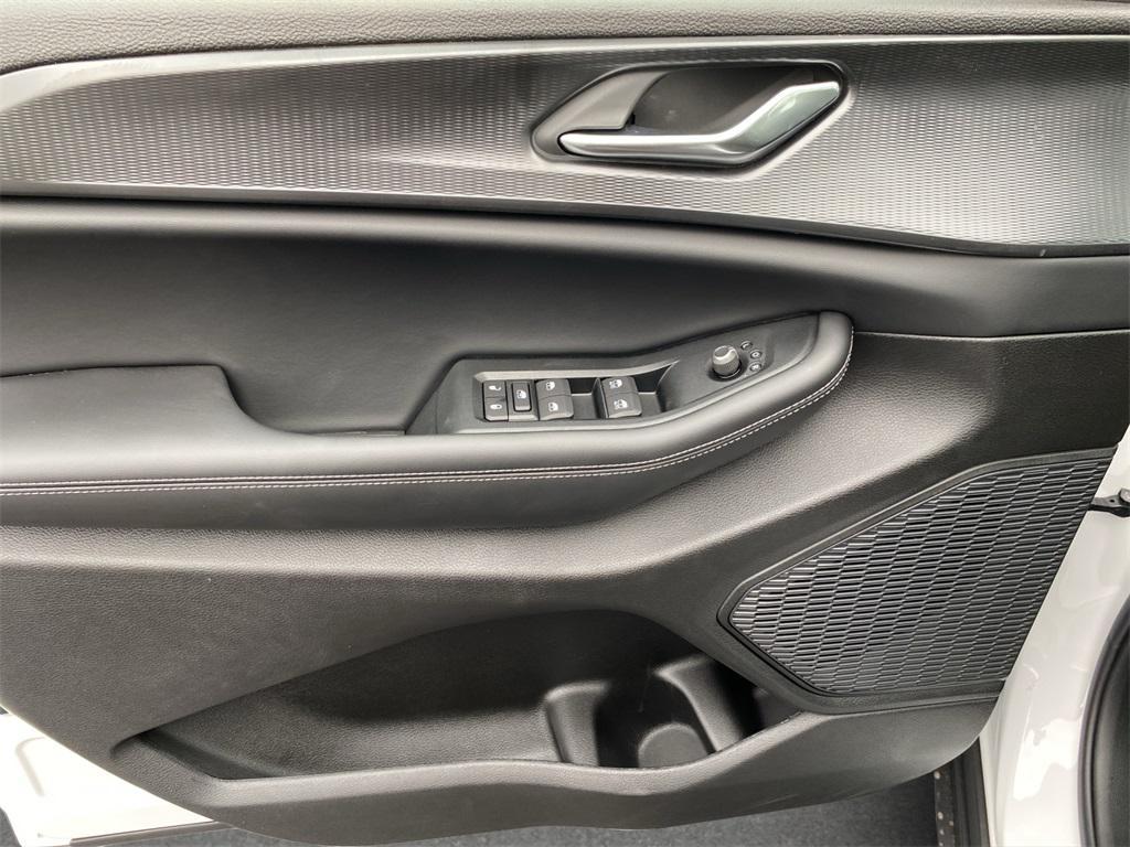 new 2025 Jeep Grand Cherokee car, priced at $48,775