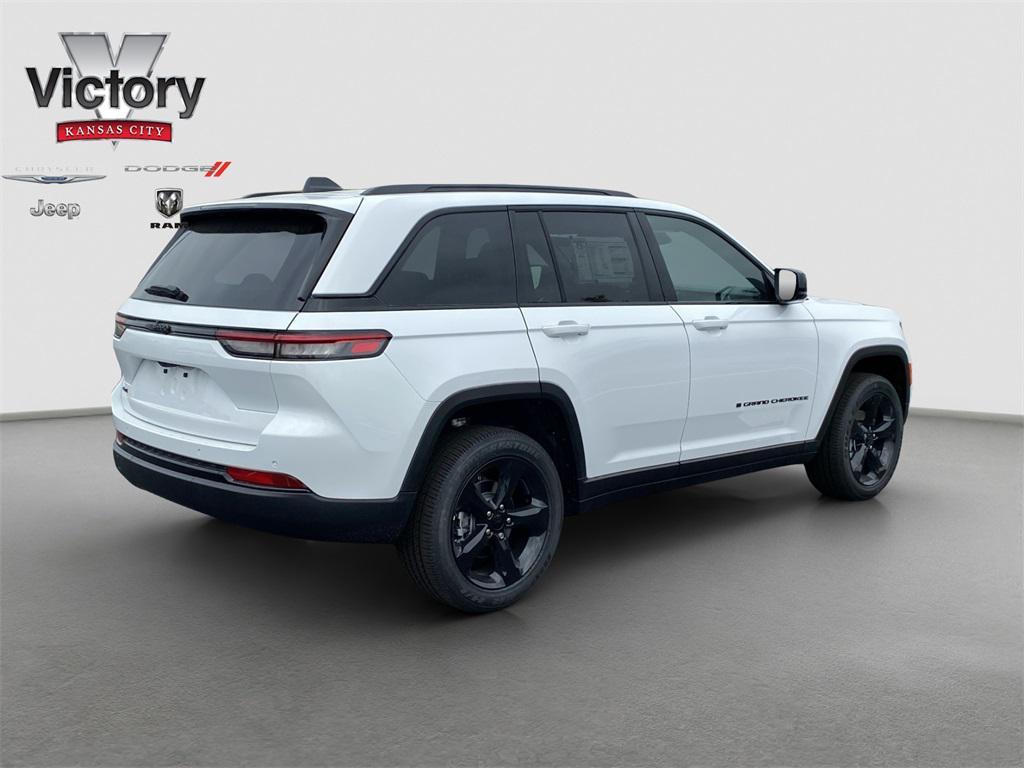 new 2025 Jeep Grand Cherokee car, priced at $48,775