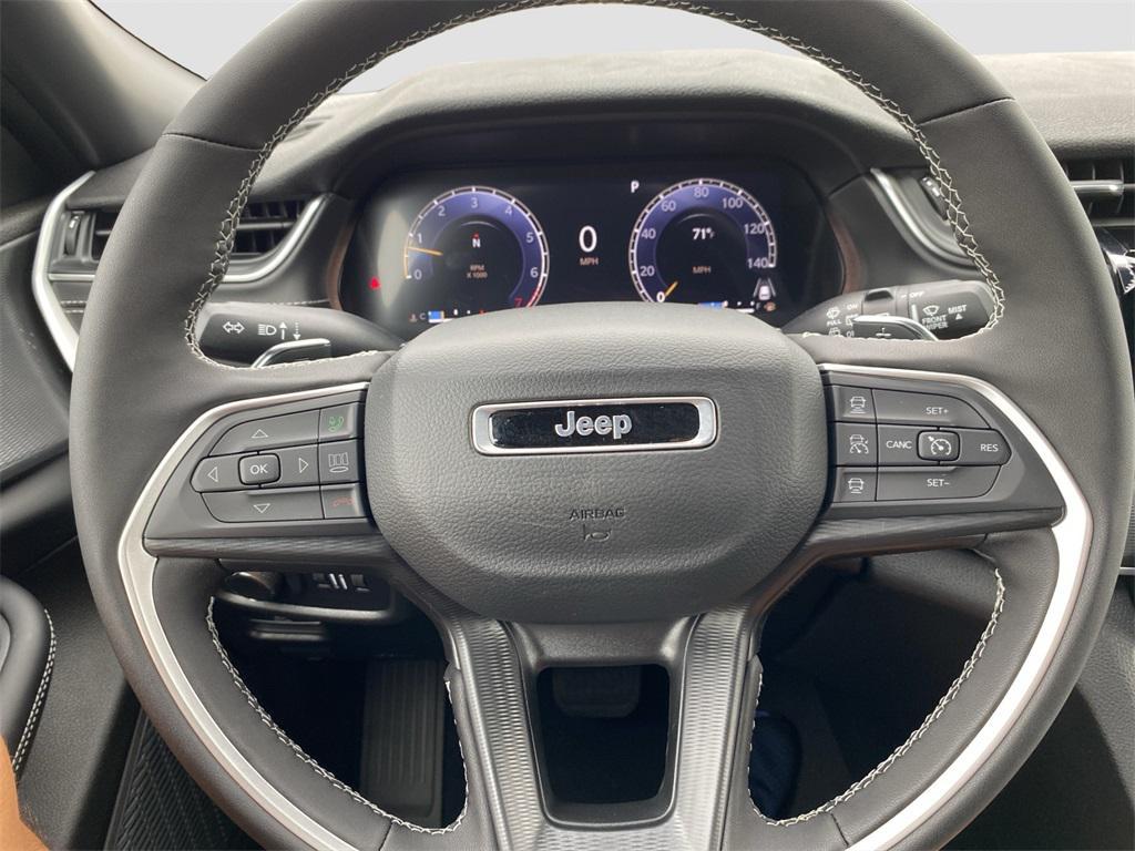 new 2025 Jeep Grand Cherokee car, priced at $48,775