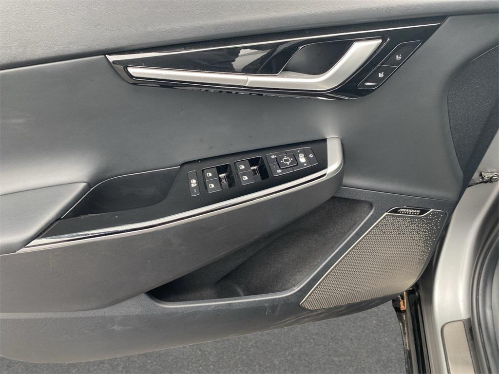 used 2022 Kia EV6 car, priced at $22,995