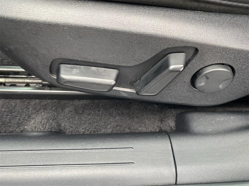 used 2022 Kia EV6 car, priced at $22,995