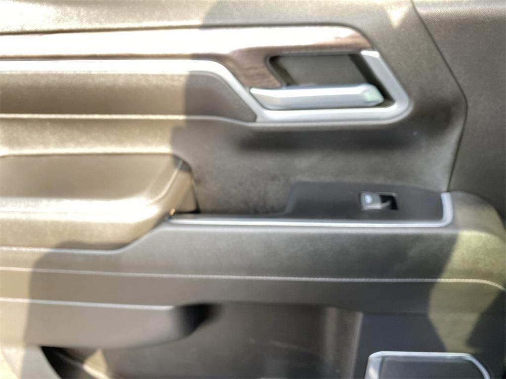 used 2022 Chevrolet Silverado 1500 car, priced at $38,500