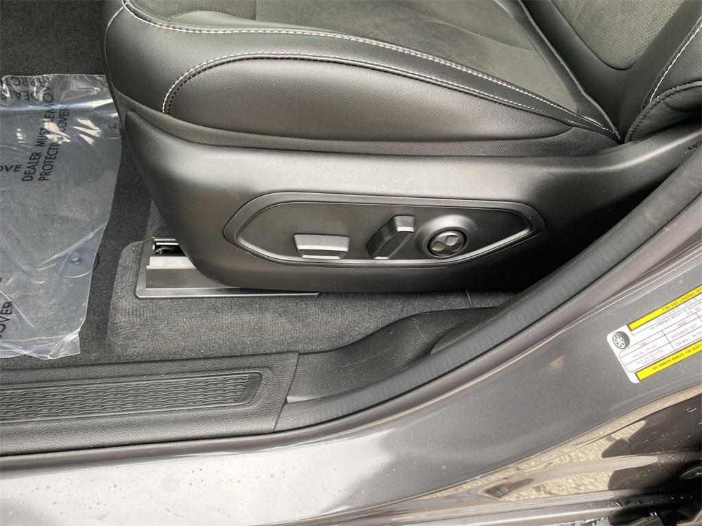 new 2025 Jeep Grand Cherokee car, priced at $49,370