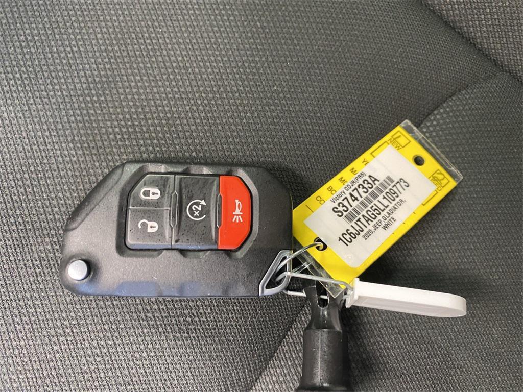 used 2020 Jeep Gladiator car, priced at $26,998