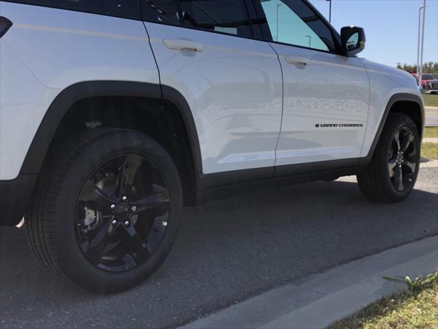 new 2025 Jeep Grand Cherokee car, priced at $49,425