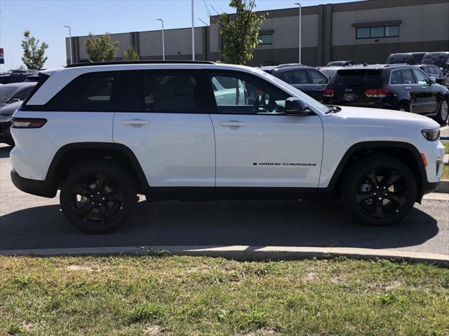 new 2025 Jeep Grand Cherokee car, priced at $49,425