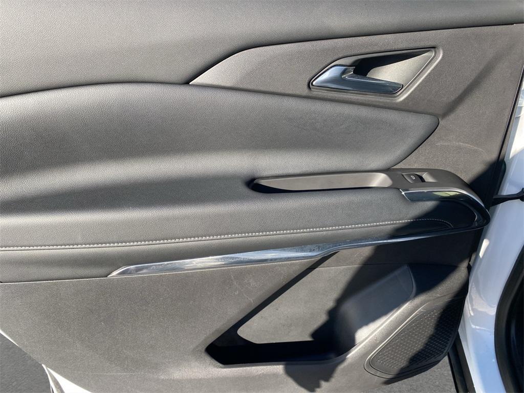 used 2025 Chevrolet Traverse car, priced at $39,500