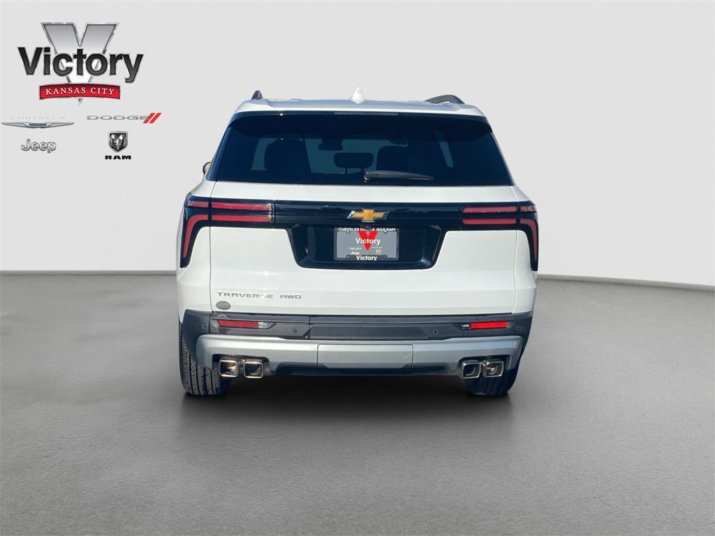 used 2025 Chevrolet Traverse car, priced at $39,500