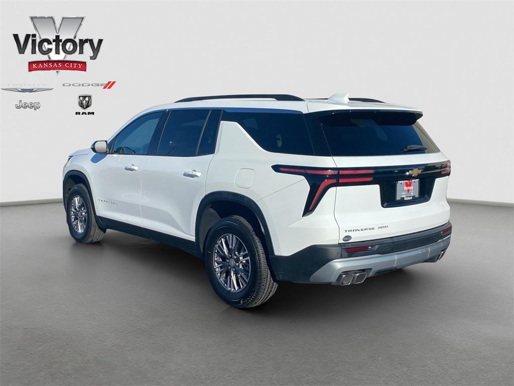 used 2025 Chevrolet Traverse car, priced at $39,500