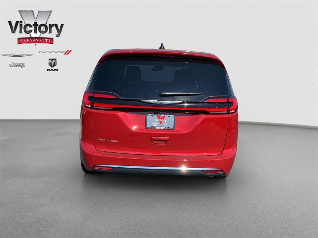 new 2026 Chrysler Pacifica car, priced at $46,235